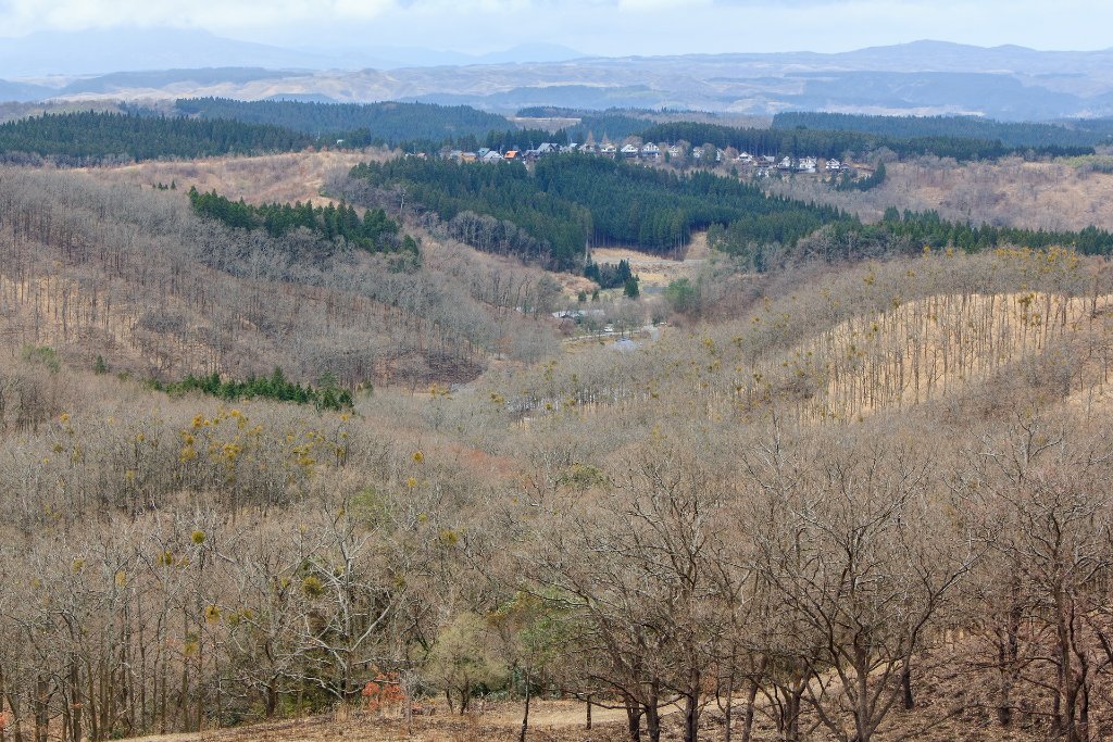 03-View of Kurokawa Onsen.jpg